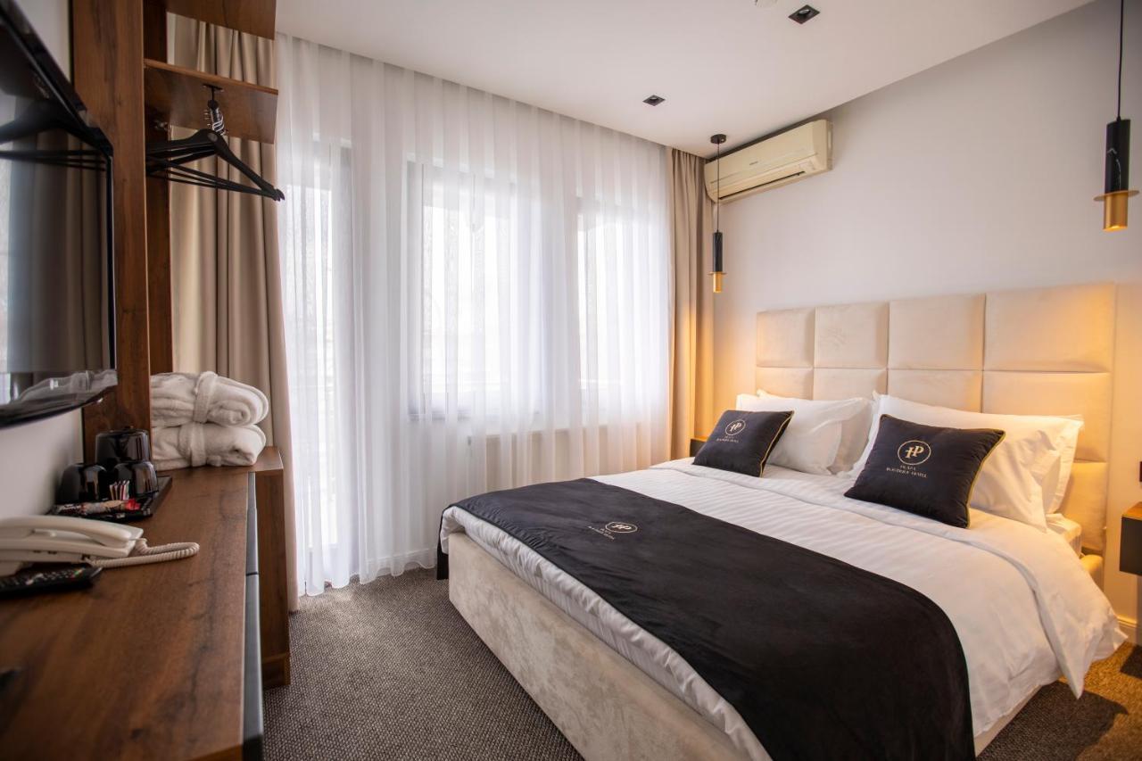 Plaza Boutique Hotel Πρίστινα Εξωτερικό φωτογραφία