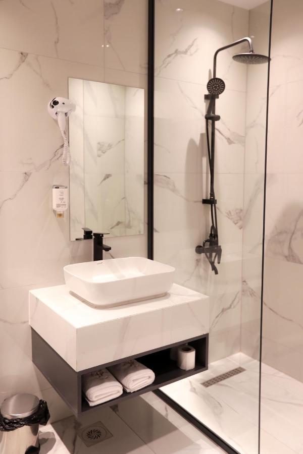 Plaza Boutique Hotel Πρίστινα Εξωτερικό φωτογραφία